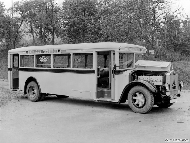 29 - 30. послевоенные автобусы O 4000 тоже созданы на базе грузовиков серии 